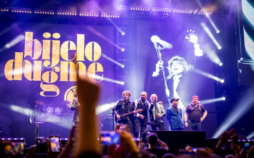FOTO Spektakl za pamćenje: Bijelo dugme oduševilo Arenu Zagreb proslavom 50. obljetnice!
