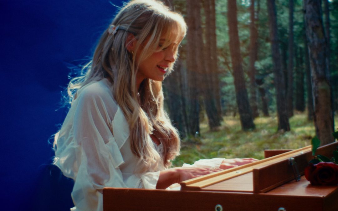 Emocija i autentičnost: Vanessa Kralj osvaja srca novim singlom “Srce na pravom mjestu”