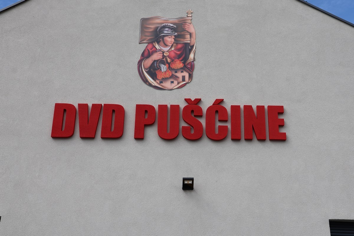 DVD PUŠČINE (3)