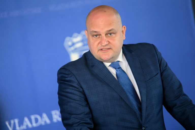 Preokret oko novog Maksimira: Ministar Šušnjar podnio žalbu i zatražio rušenje natječaja!