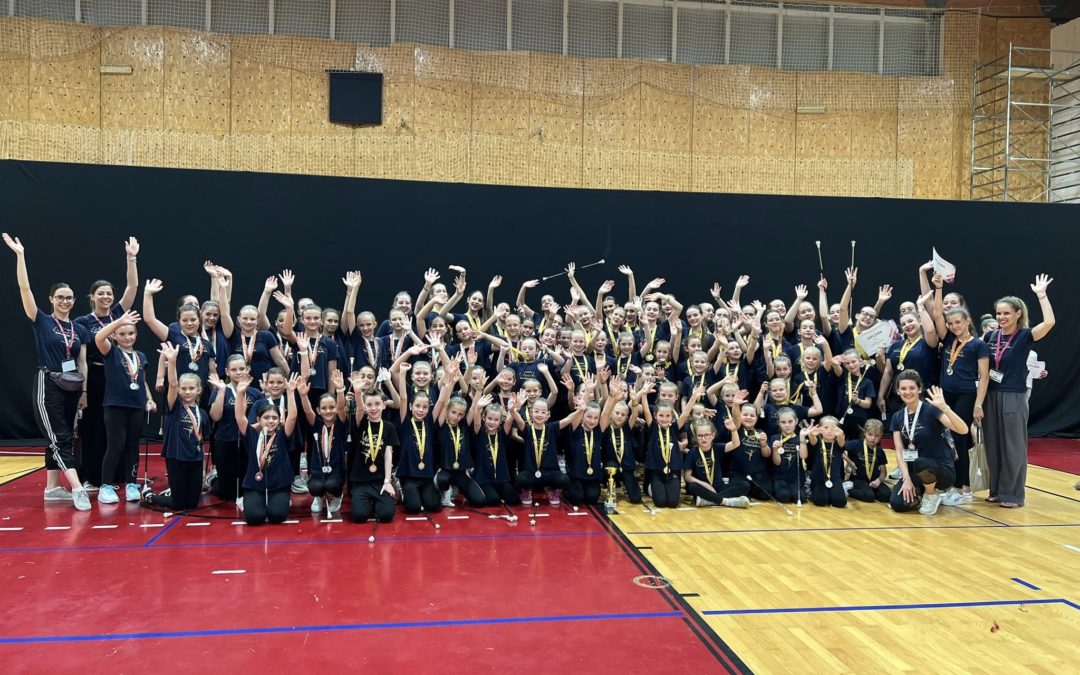 Čakovečke mažoretkinje briljirale na Samoborfestu: 16 medalja, 9 zlatnih i ponosni povratak kući!