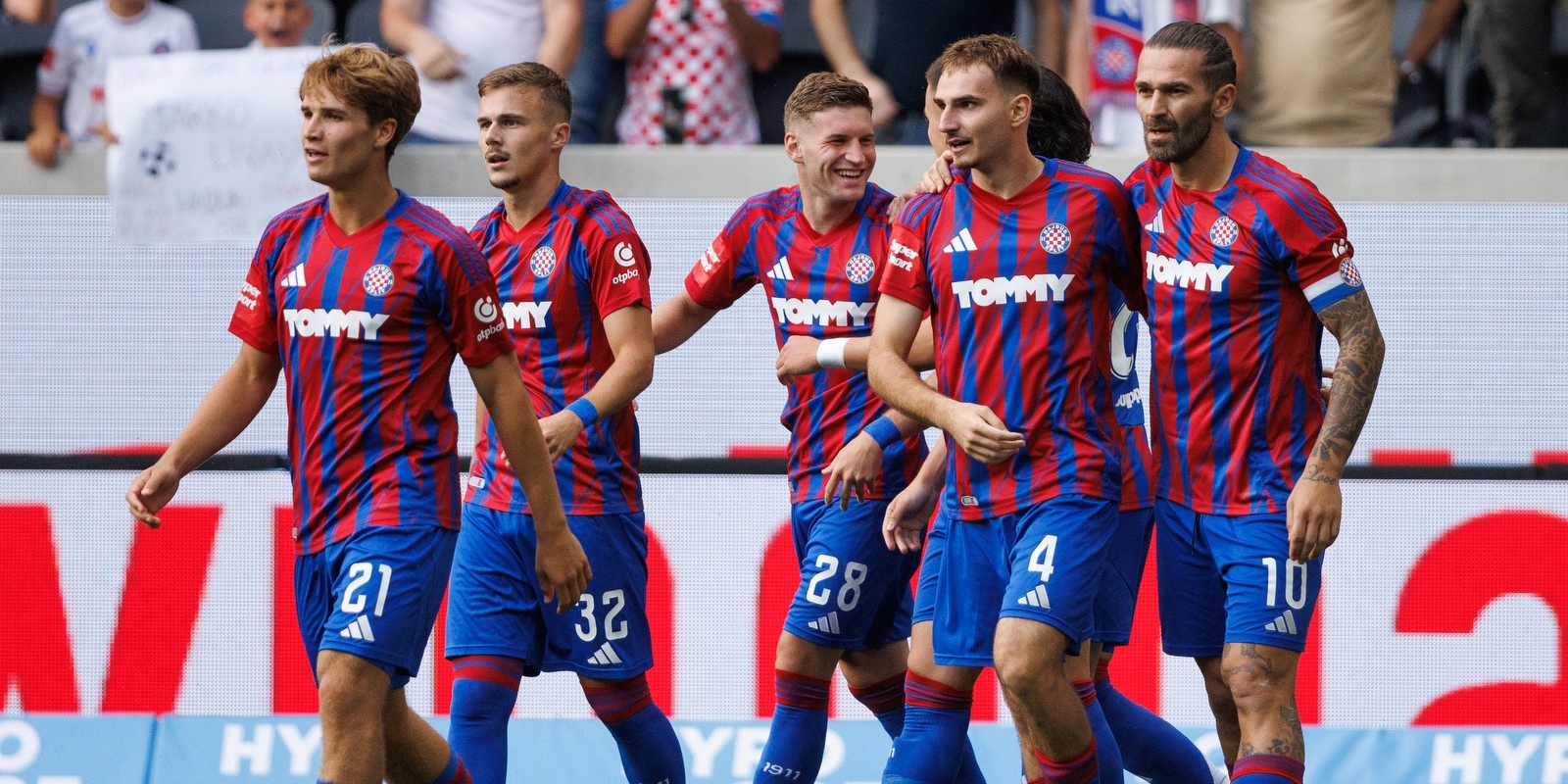 2025-07-23-11-02-8972-