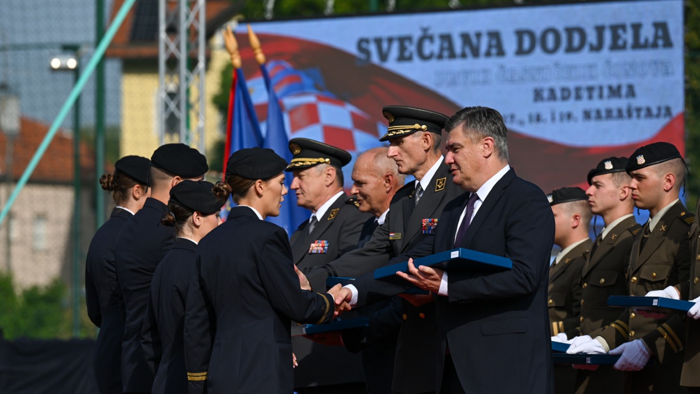 Milanovic_vojsak_cinovi (9)