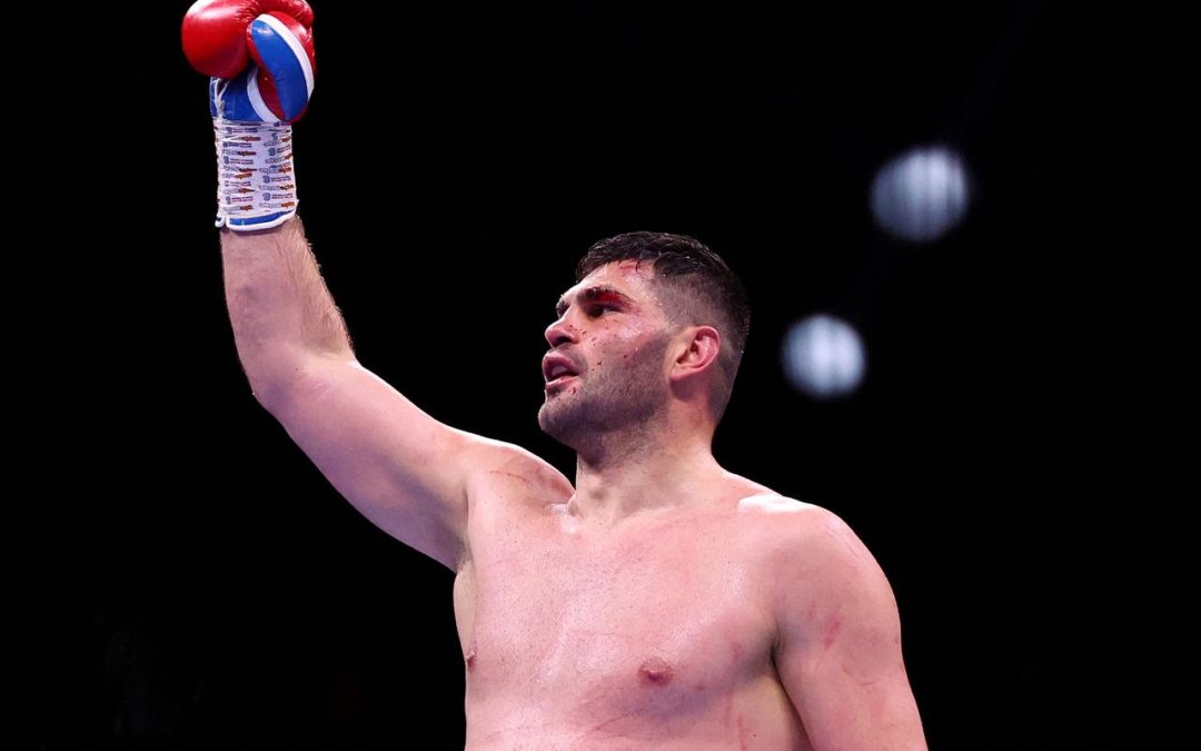 Filip Hrgović uz dramatičnu pobjedu nad Adeleyem osvojio i WBA kontinentalni pojas!