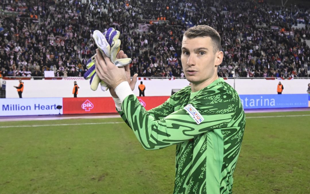 Dominik Livaković i dalje bez minute: Trener Michela o izboru Gazzanige i kritikama