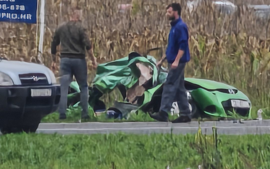 Autobus i dva automobila u sudaru kod Male Subotice