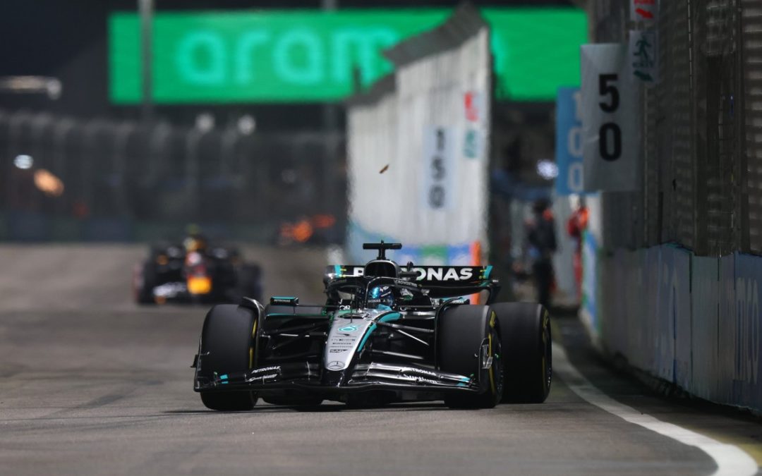 VN Singapura: Russell pomeo konkurenciju. McLaren osigurao naslov, ali uz unutarnji sukob