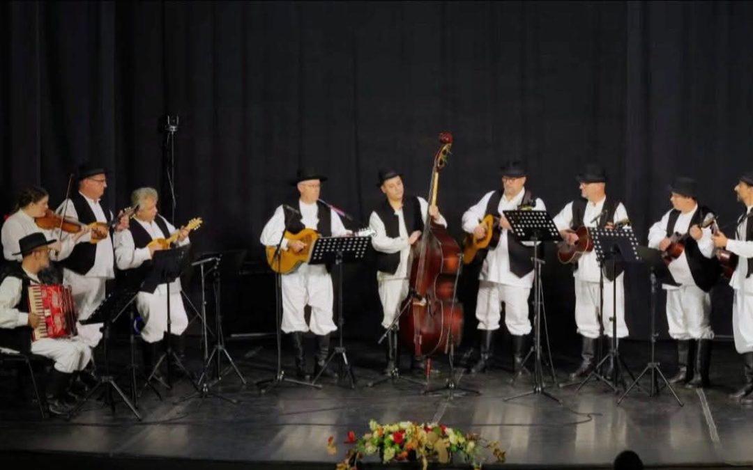 SREBRNI USPJEH U DUGOM SELU: Tamburaška sekcija KUD-a Selnica osvojila Srebrnu plaketu na Državnoj smotri!