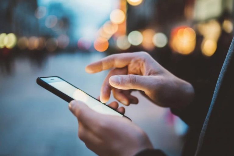 Gotovo je s privatnošću: Kontroverzni Chat Control daje zeleno svjetlo za čitanje vaših poruka