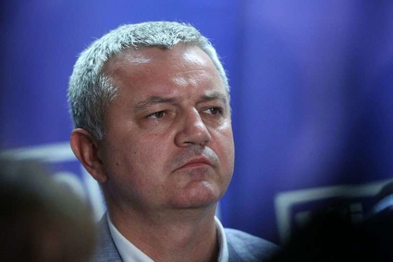 Odgođeno suđenje u aferi ‘Po babi i po stričevima’: Zbog bolesti Ante Nobila bivši ministri i Milošević tek u kolovozu pred sudom