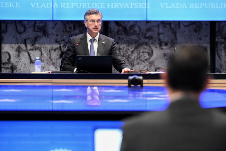 Plenković: Voda je u potpunosti ispravna, širenje panike je neodgovorno