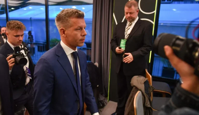 Tko je Peter Magyar: Od Orbanova insajdera do novog mađarskog lidera