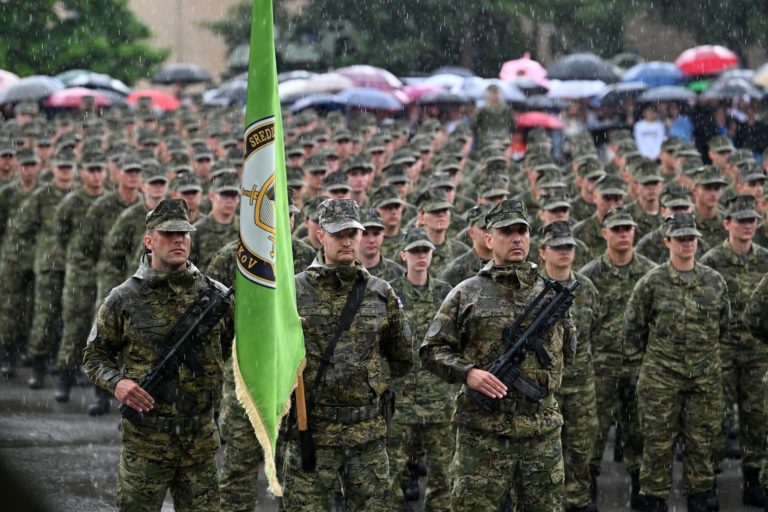 FOTO Domovini prisegnuo novi naraštaj ročnika: Svečanosti u Požegi, Kninu i Slunju