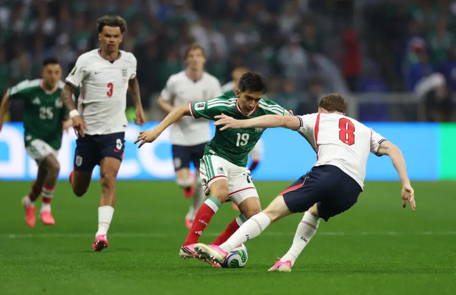 2026-07-06t010628z-1863728642-up1em76032r4s-rtrmadp-3-soccer-worldcup-mex-eng