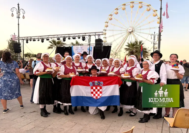 Međimurci osvojili Italiju! KUD Mura i Veseli Međimurci podigli publiku na noge na festivalu Marelandia