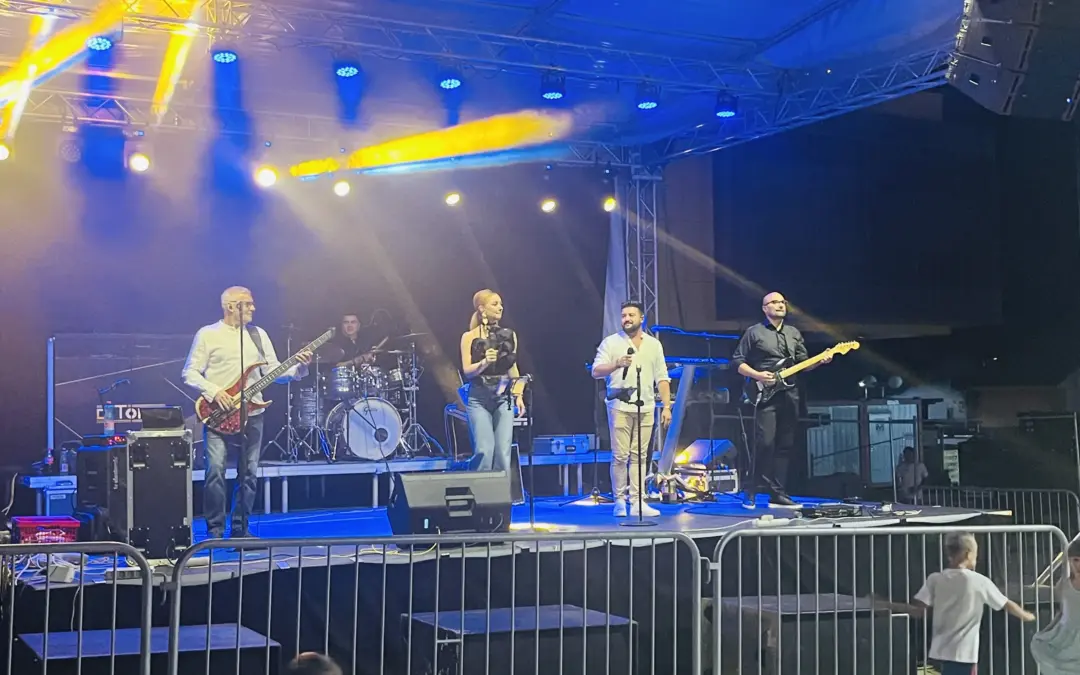Glazbeni spektakl u sklopu Dana turizma: Grupa Kumovi rasplesala Sveti Martin na Muri do kasno u noć