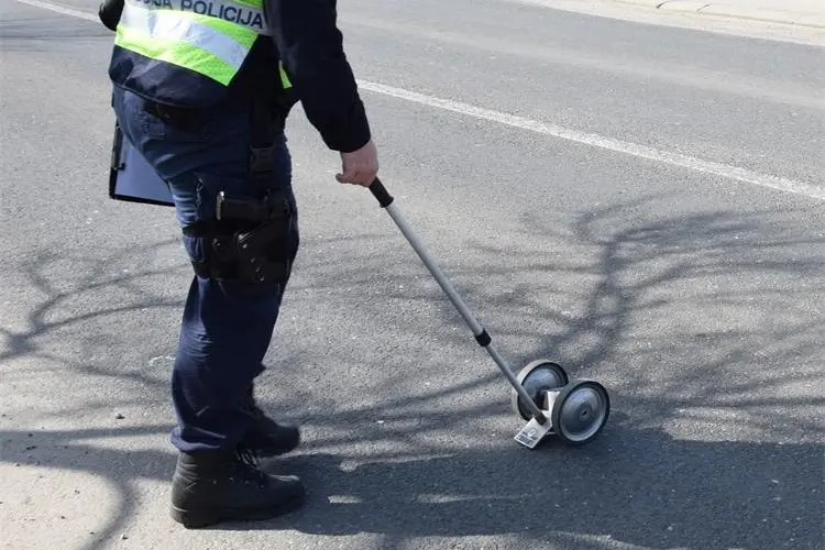 Očevid promet