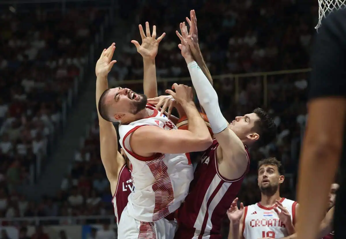 Hrvatska poput toplotnog udara, +35 protiv Latvije, oproštaj Bogdanovića