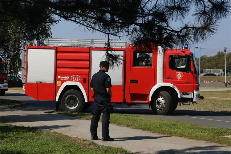 U potpunosti izgorjela kuća u Ivanovcu, policija privela 18-godišnjaka! Mladić osumnjičen za prijetnje i izazivanje požara