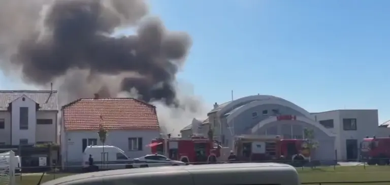 POŽAR U VARAŽDINU: Eksplozija prethodila požaru, gusti crni dim nadvio se nad gradom