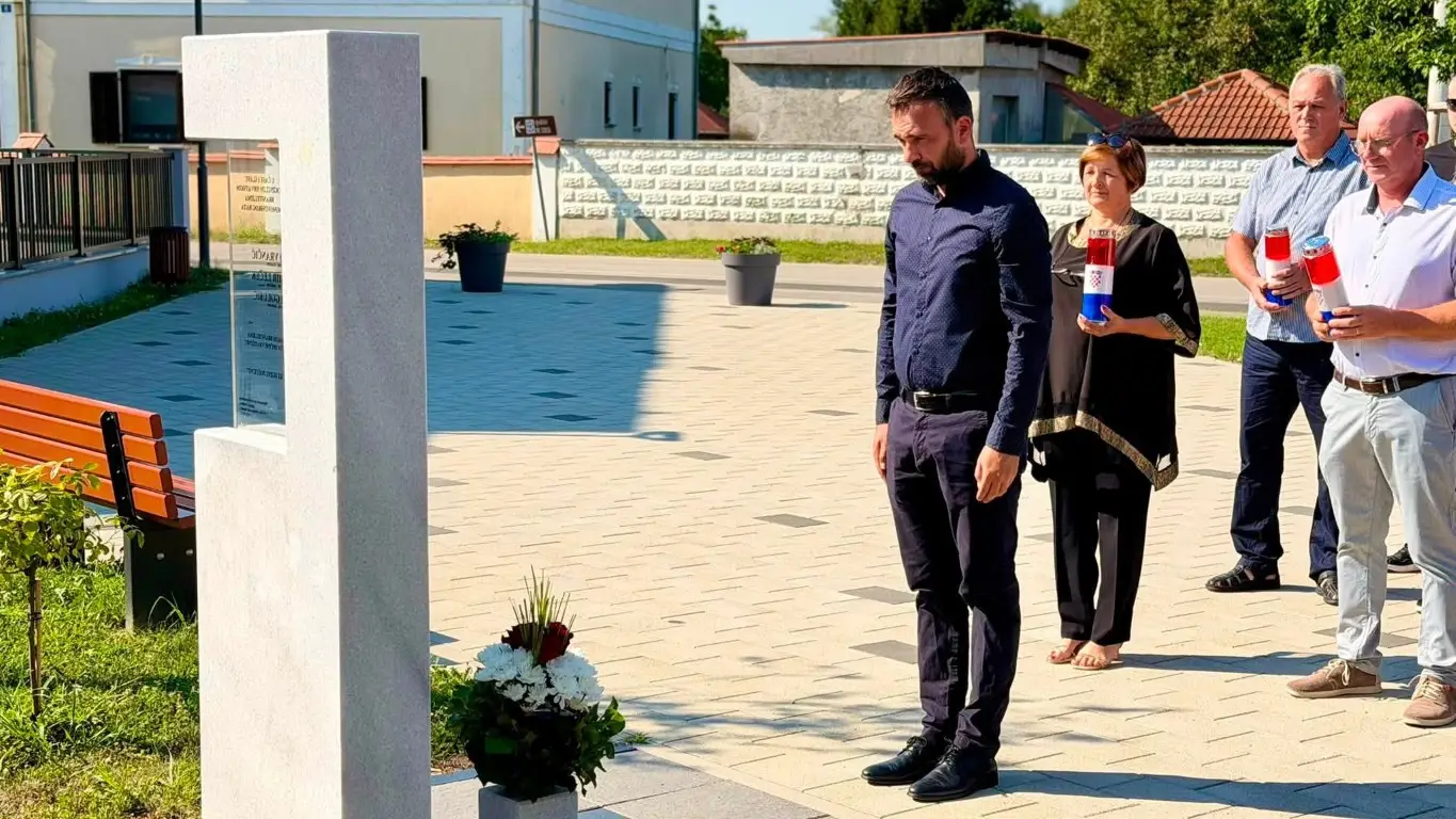 vratišinec počast (9)