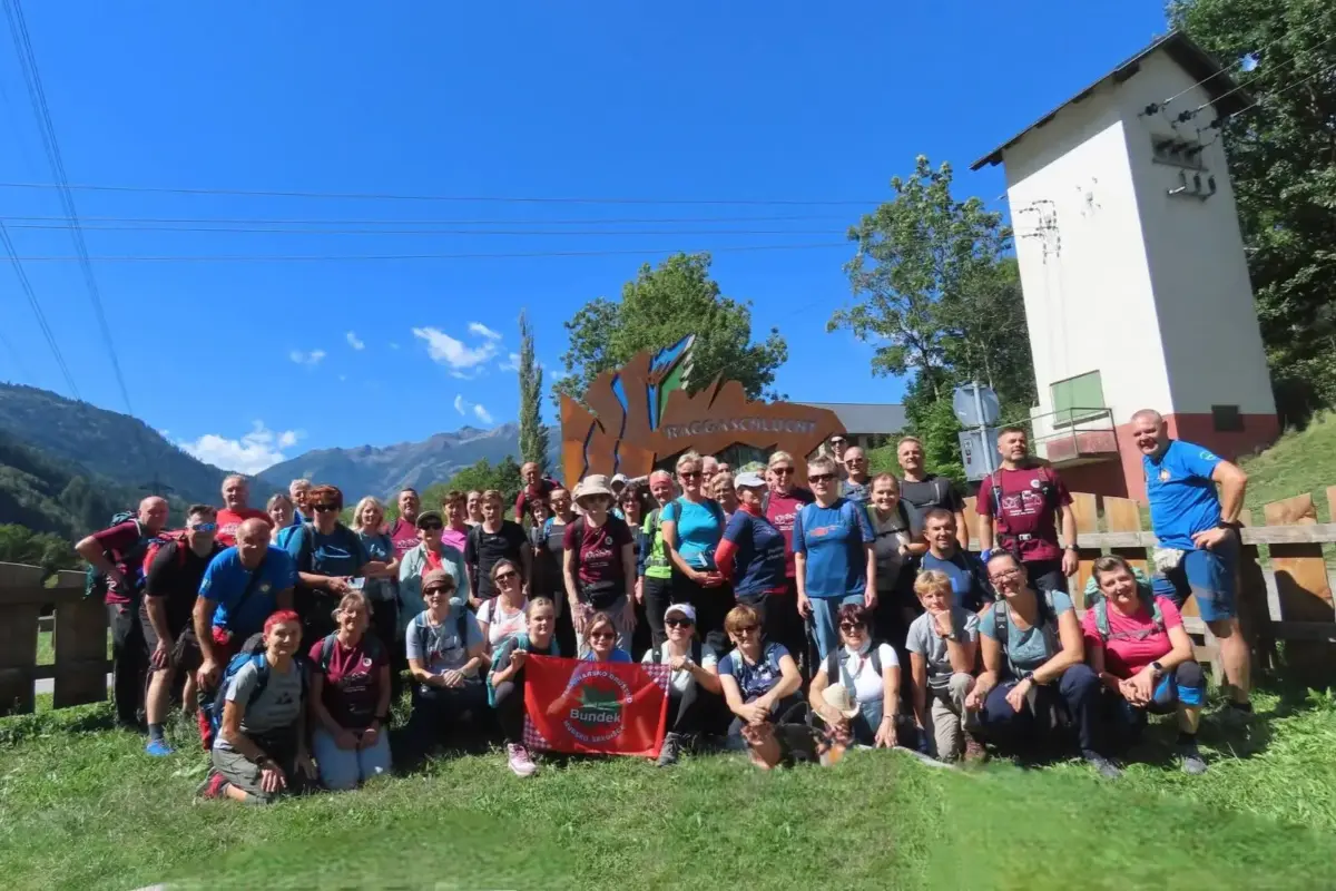 Planinari PD Bundek u austrijskoj Koruškoj: 49 članova obišlo spektakularne kanjone Groppensteinschlucht i Raggaschlucht