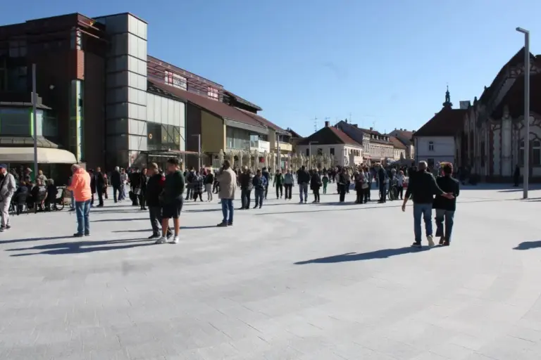 Foto: Svečano otvorenje: Trg Republike u Čakovcu danas je službeno otvoren za sve građane