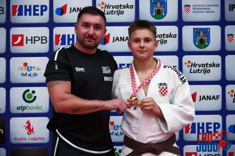Nevjerojatan podvig Jone Žvorca: U istoj godini postao kadetski, juniorski, mlađeseniorski i seniorski prvak Hrvatske