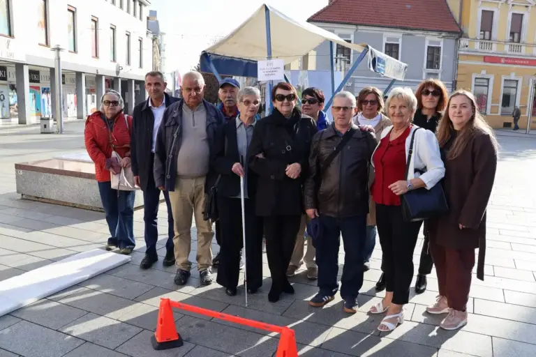 U TUĐIM CIPELAMA: Udruga slijepih akcijom u Čakovcu započela obilježavanje velikog jubileja – 75 godina rada